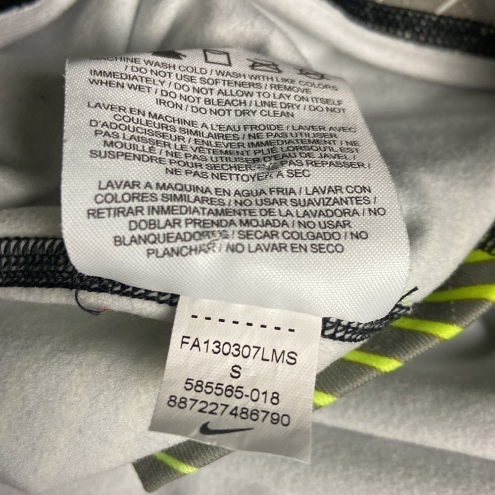 Host Pick 🔥Nike 3/4 Zip Pullover​ - Picture 7 of 8